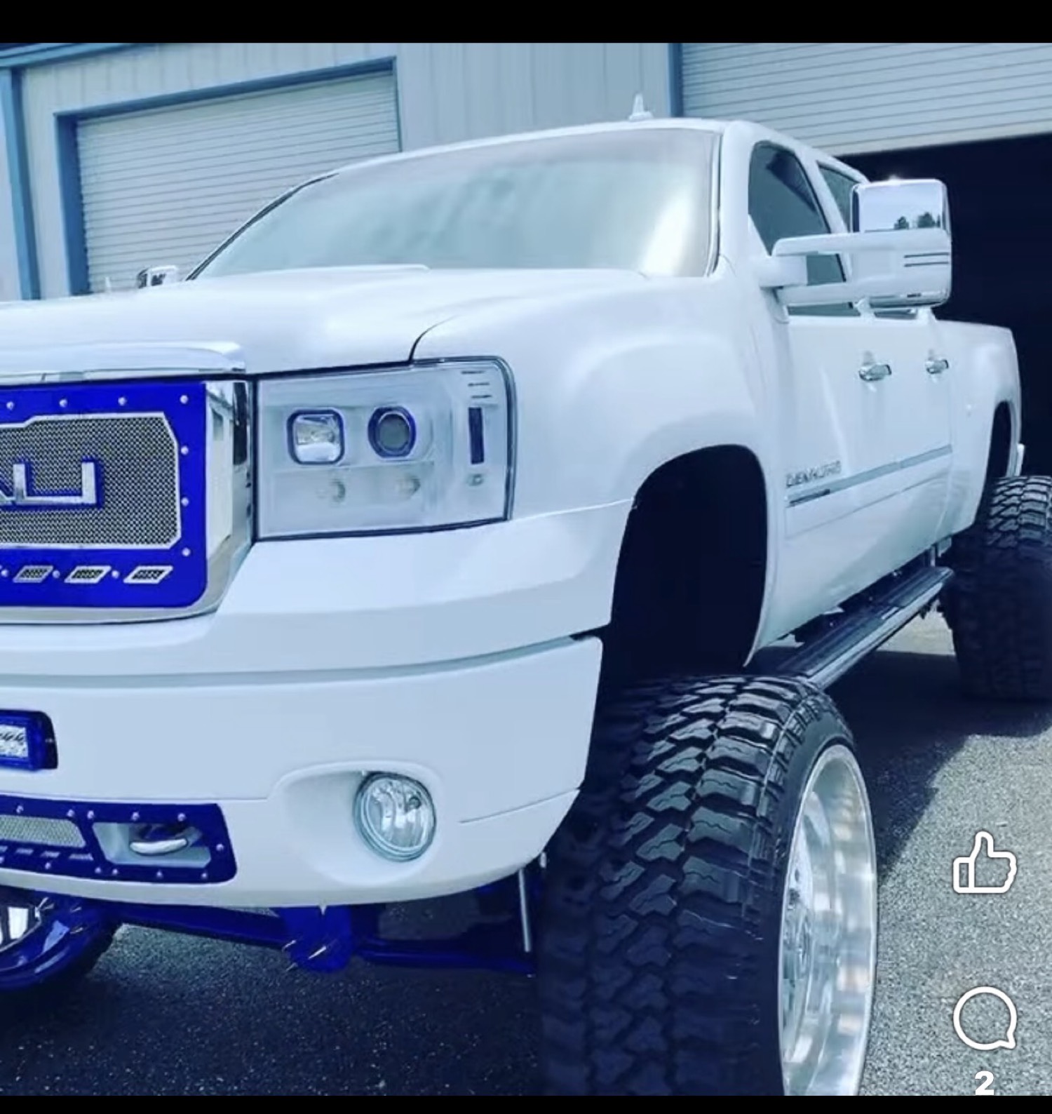 White Denali, close front