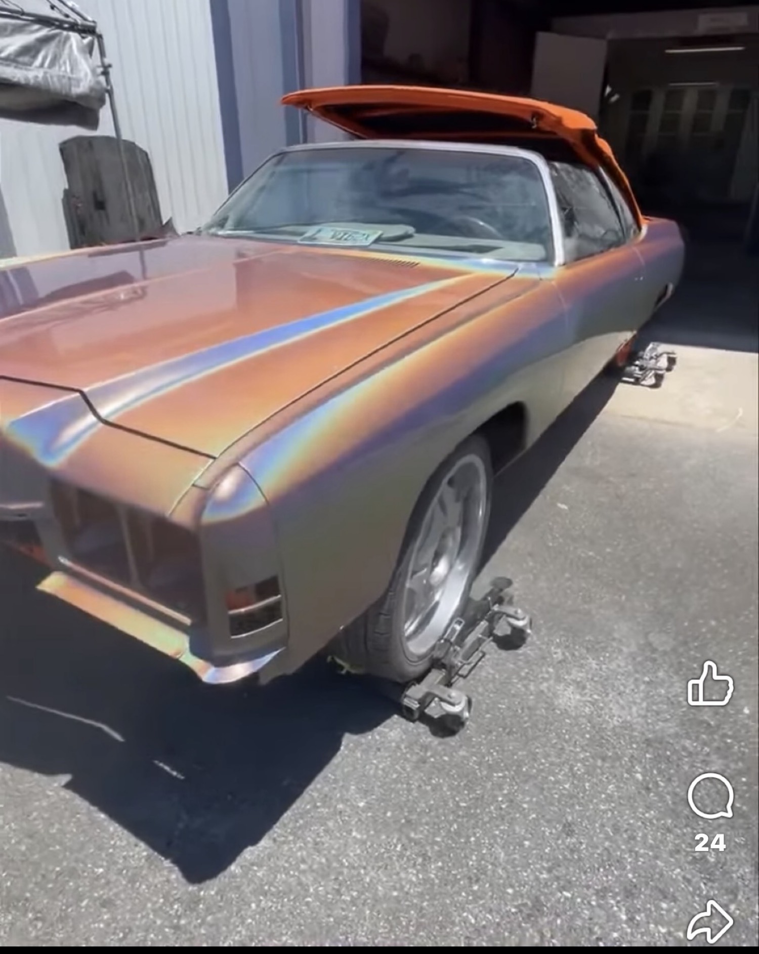 Color flip car at the shop