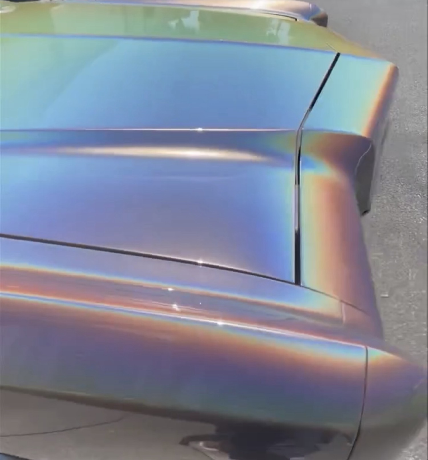 Color flip close-up